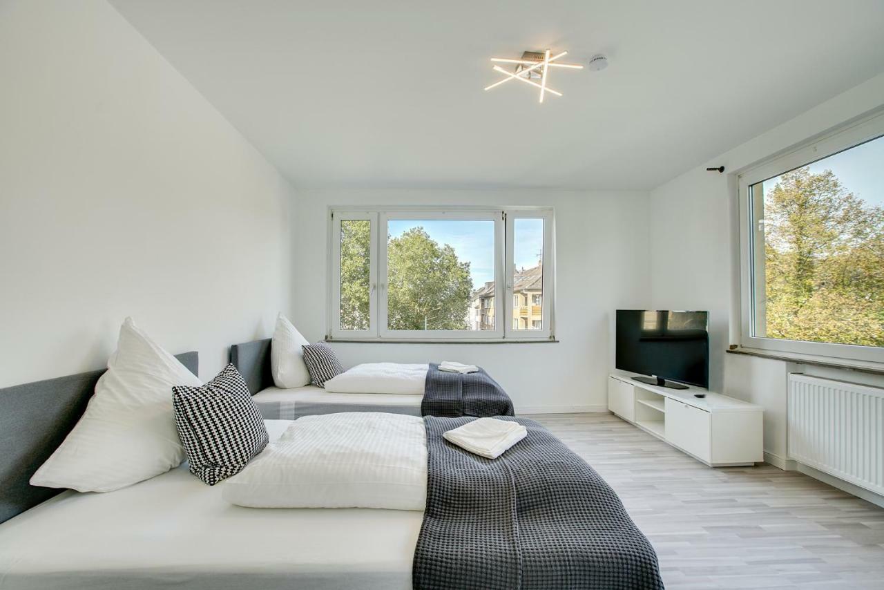 Apartment Here Nd *
