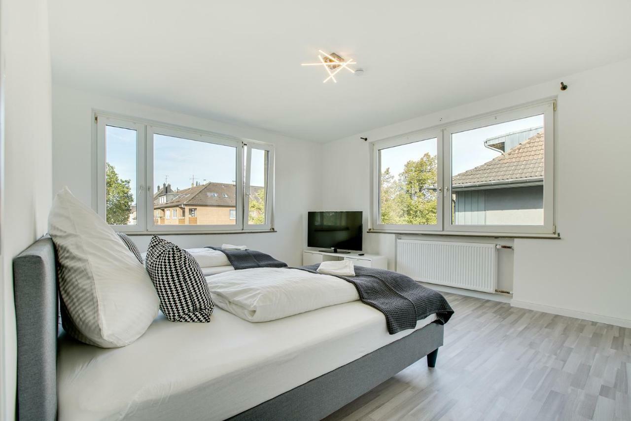 Apartment Here Nd