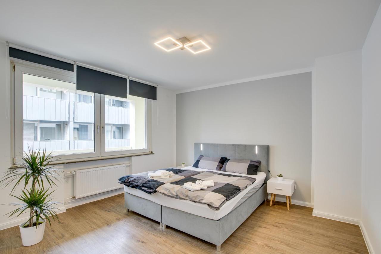 Apartment Here Nd *